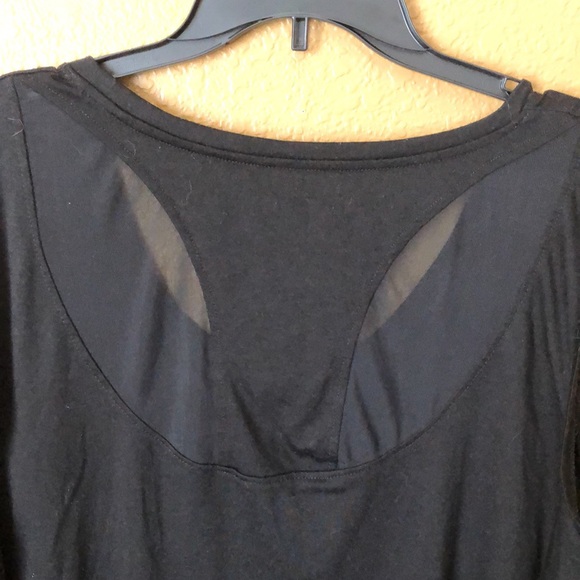Plus Size Sleeveless Athletic Shirt - Picture 3 of 5